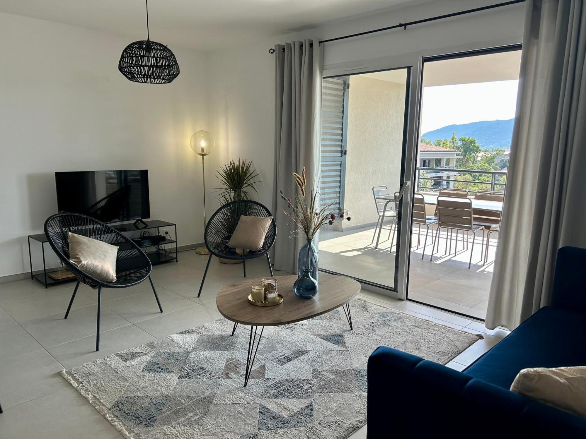 Sognu di Serena - Superbe appartement avec parking gratuit sur place Porto-Vecchio  Extérieur photo