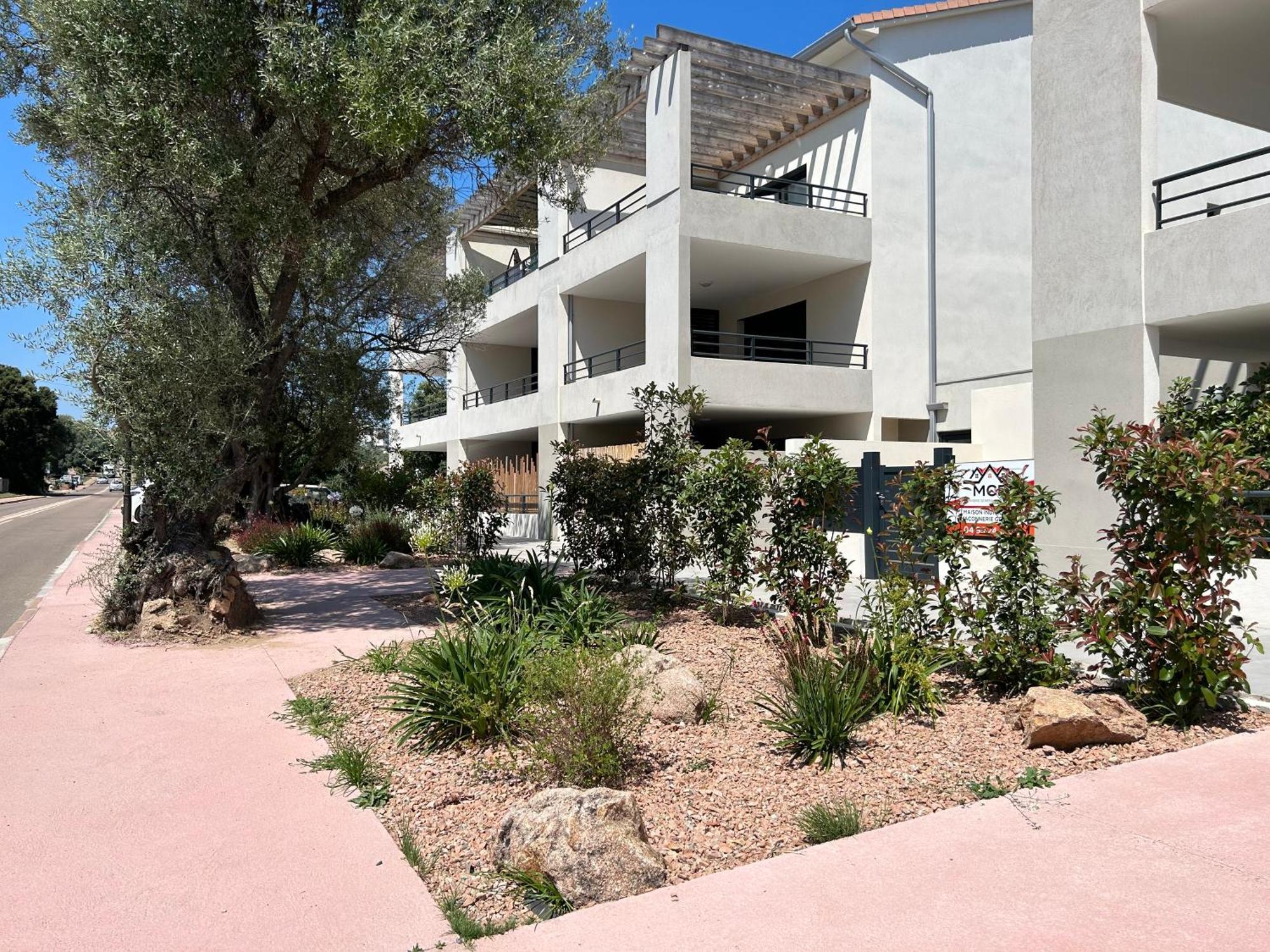 Sognu di Serena - Superbe appartement avec parking gratuit sur place Porto-Vecchio  Extérieur photo